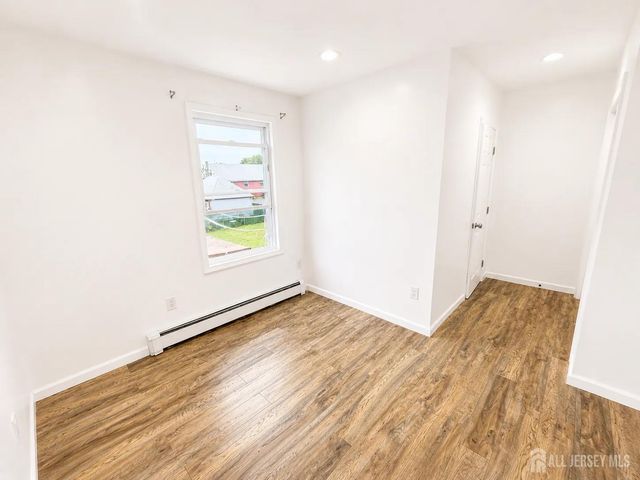 39 Union Street, Carteret, NJ 07008