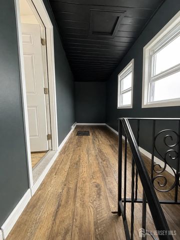 39 Union Street, Carteret, NJ 07008