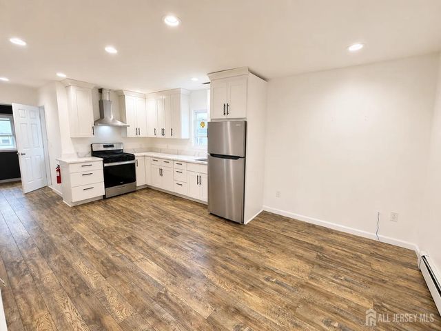 39 Union Street, Carteret, NJ 07008