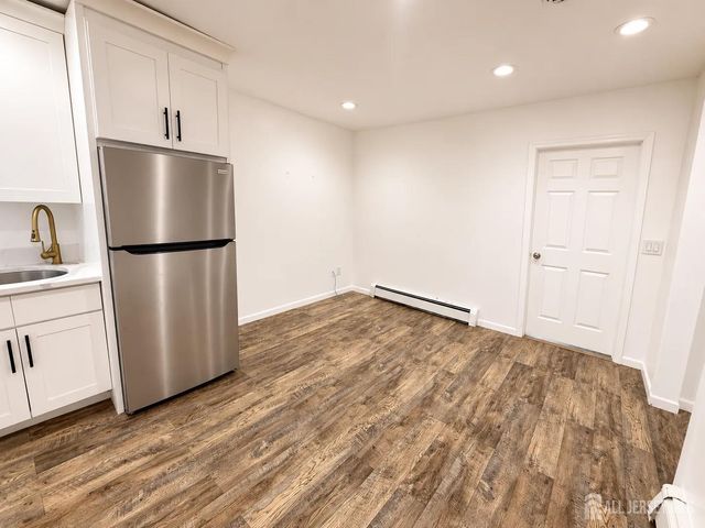 39 Union Street, Carteret, NJ 07008