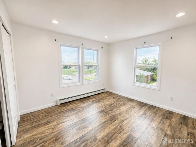 39 Union Street, Carteret, NJ 07008