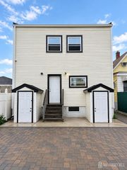 39 Union Street, Carteret, NJ 07008
