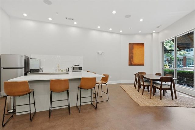 870 Inman Village Parkway NE 421, Atlanta, GA 30307