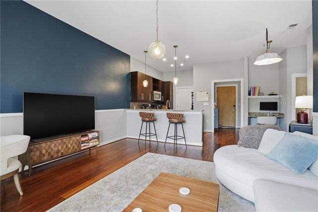 870 Inman Village Parkway NE 421, Atlanta, GA 30307