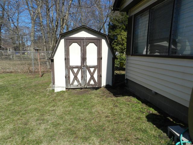 380 N Mccord Street, Benton Harbor, MI 49022