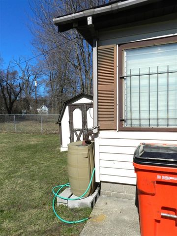 380 N Mccord Street, Benton Harbor, MI 49022