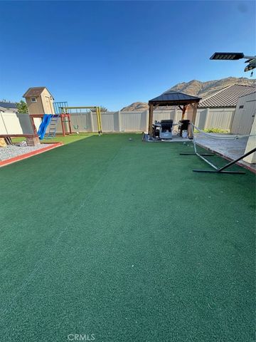 653 Suukat Court, San Jacinto, CA 92582