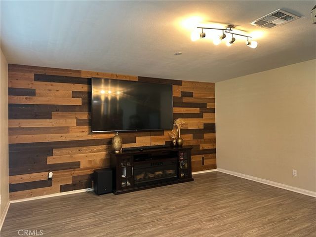 653 Suukat Court, San Jacinto, CA 92582