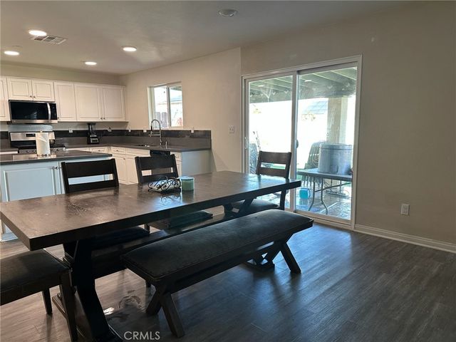 653 Suukat Court, San Jacinto, CA 92582