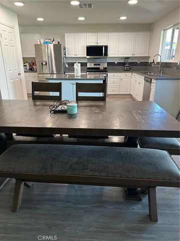 653 Suukat Court, San Jacinto, CA 92582