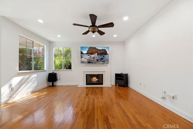 2310 Crown Point Court, Oxnard, CA 93036