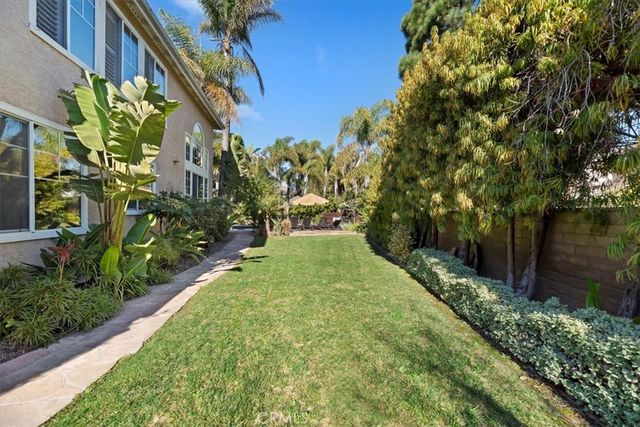 2310 Crown Point Court, Oxnard, CA 93036