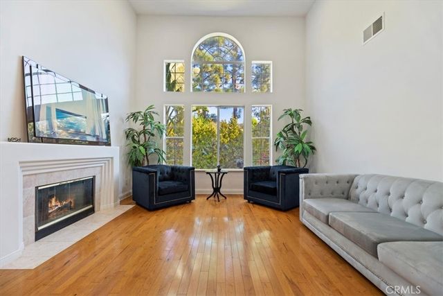 2310 Crown Point Court, Oxnard, CA 93036