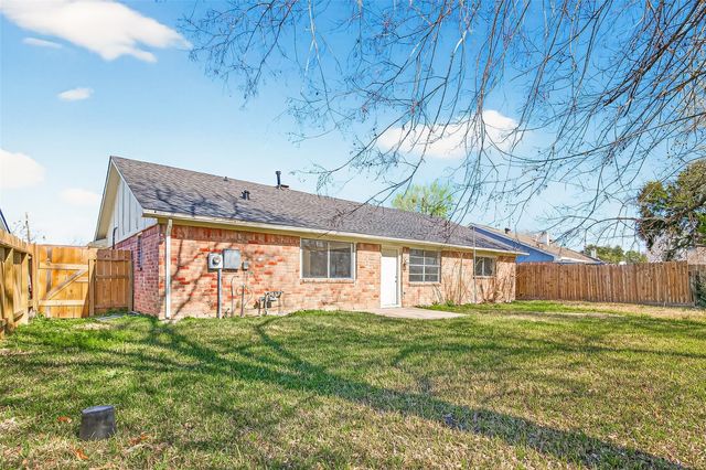 3631 Brier Gardens Drive, Houston, TX 77082