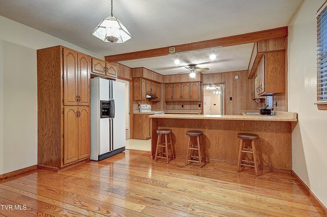 801 Hemlock Street, Elizabethton, TN 37643