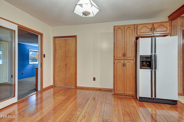 801 Hemlock Street, Elizabethton, TN 37643