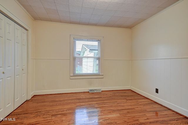 801 Hemlock Street, Elizabethton, TN 37643