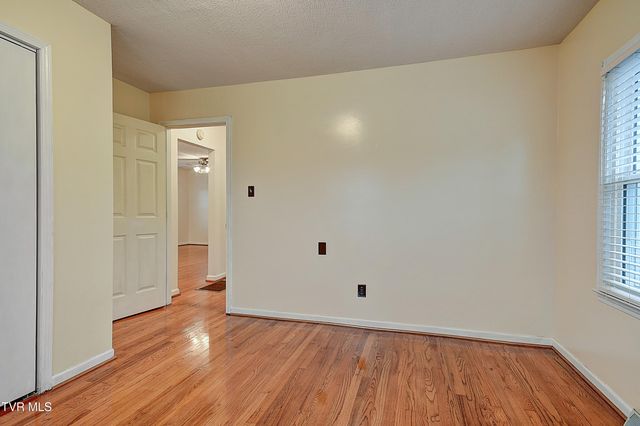 801 Hemlock Street, Elizabethton, TN 37643