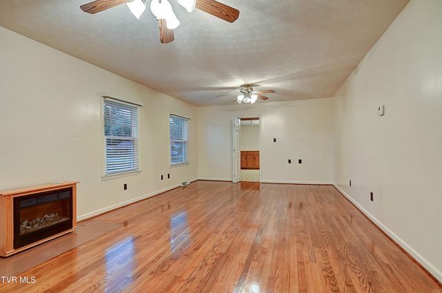 801 Hemlock Street, Elizabethton, TN 37643