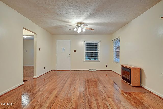 801 Hemlock Street, Elizabethton, TN 37643