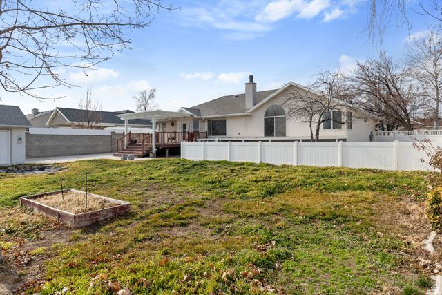 8859 S LONG DR, West Jordan, UT 84088