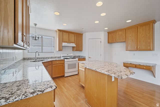 8859 S LONG DR, West Jordan, UT 84088