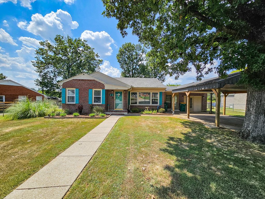 126 Armory Dr, Lewisburg, TN 37091