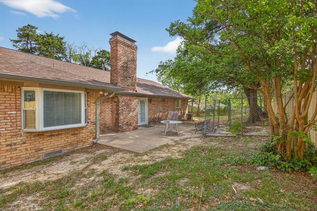 6422 Rock Canyon Circle, Dallas, TX 75232