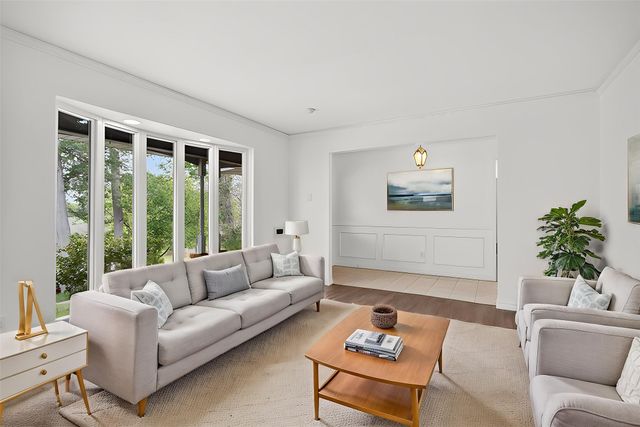 6422 Rock Canyon Circle, Dallas, TX 75232