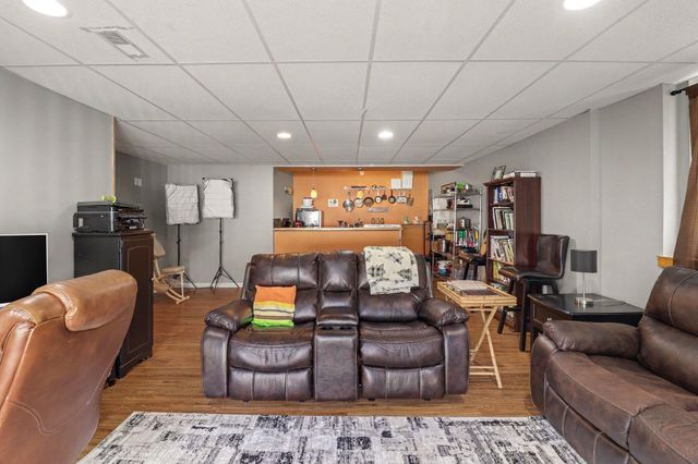 14505 Meadowpark Drive, Unadilla Twp, MI 48169
