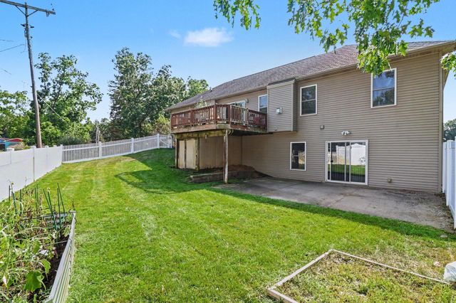 14505 Meadowpark Drive, Unadilla Twp, MI 48169