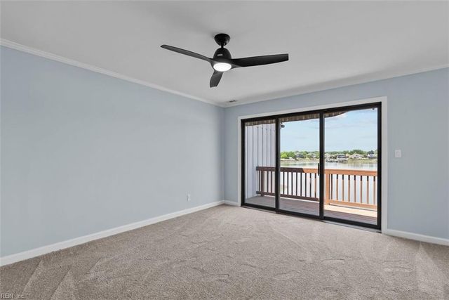 68 Sandie Point LN, Portsmouth, VA 23701