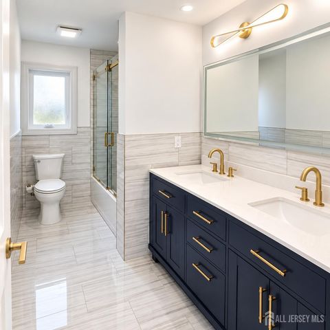 46 Foyer Street, Edison, NJ 08817