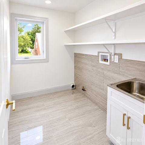 46 Foyer Street, Edison, NJ 08817