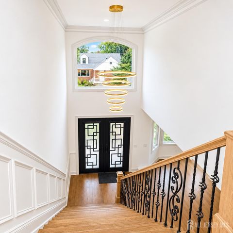 46 Foyer Street, Edison, NJ 08817