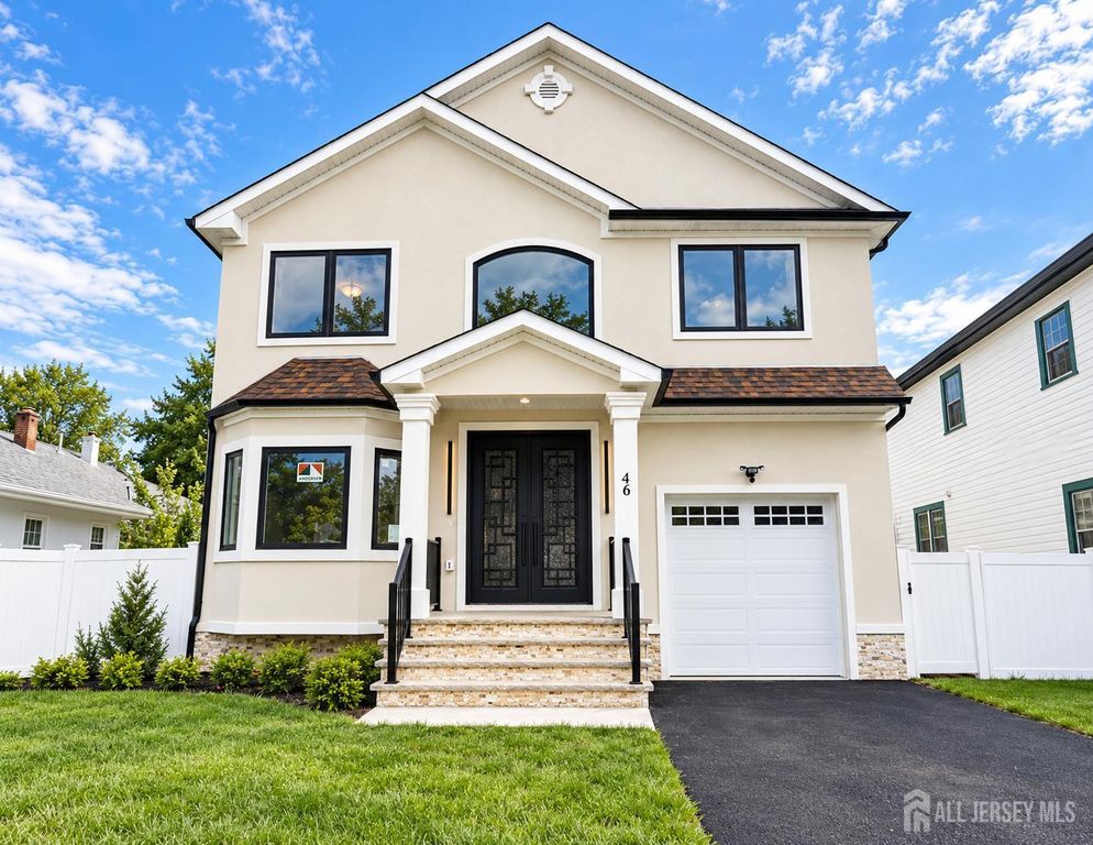 46 Foyer Street, Edison, NJ 08817