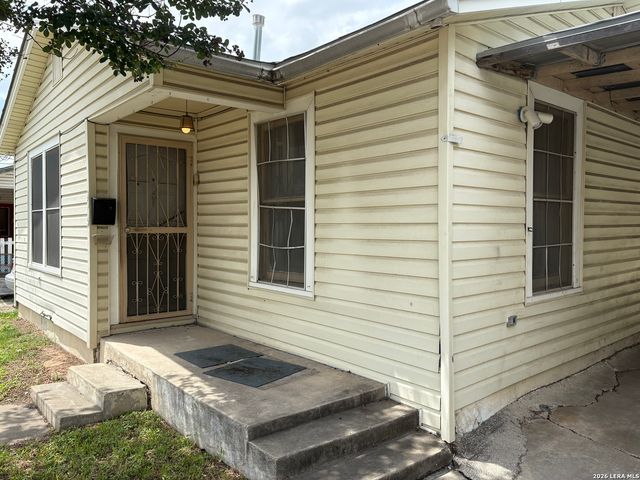 2715 SAN LUIS ST, San Antonio, TX 78207