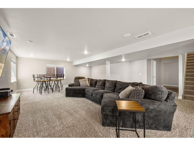 5460 Ault Dr, Loveland, CO 80538