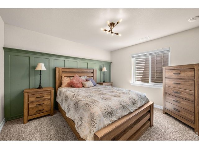 5460 Ault Dr, Loveland, CO 80538