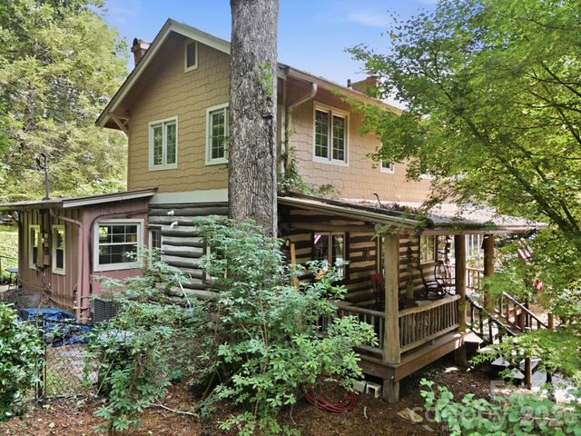 1925 Laurel Park Highway, Hendersonville, NC 28739