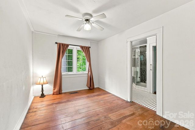 1925 Laurel Park Highway, Hendersonville, NC 28739