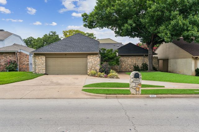 601 W Northgate Drive, Irving, TX 75062