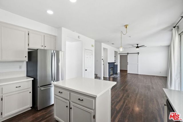 3843 Vitrina Lane, Palmdale, CA 93551