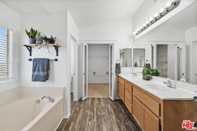 3843 Vitrina Lane, Palmdale, CA 93551