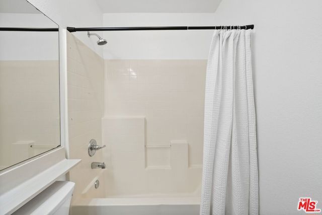 3843 Vitrina Lane, Palmdale, CA 93551