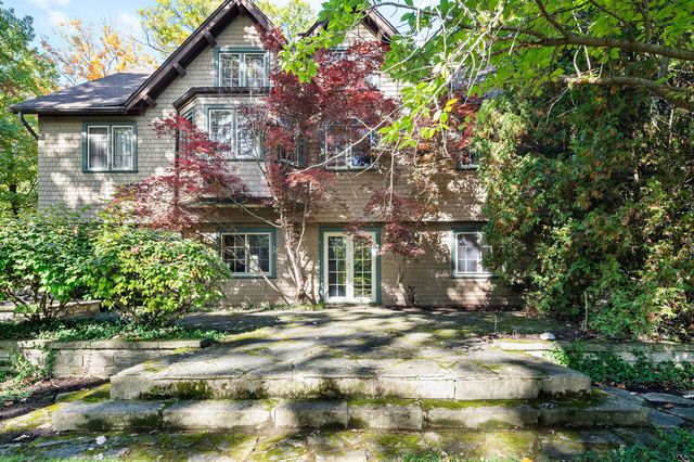 215 Prospect Avenue, Highland Park, IL 60035