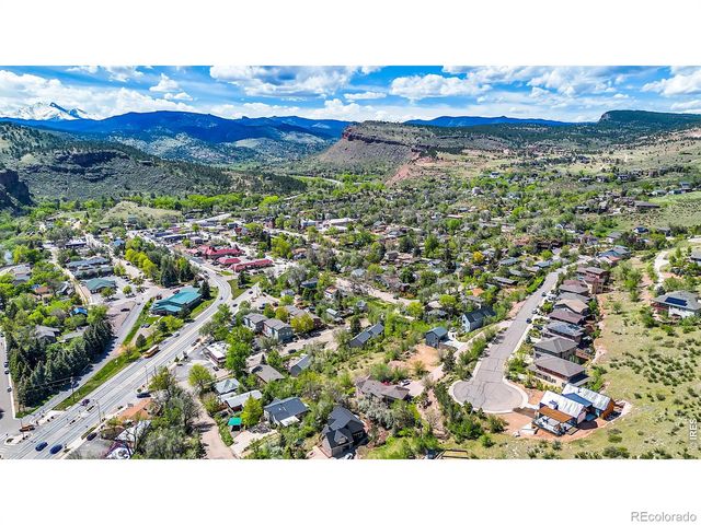 620 Overlook Drive, Lyons, CO 80540