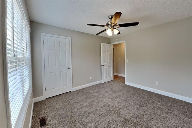 3820 Pheasant Run Trace, Cumming, GA 30028