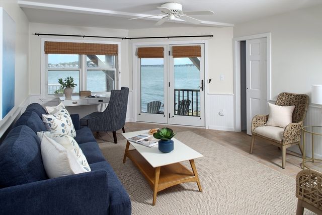 19 Marina 19, Hull, MA 02045