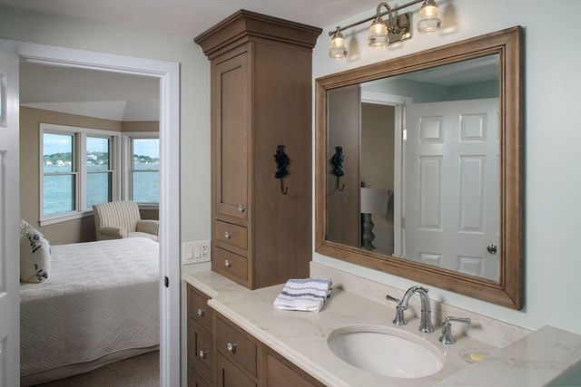 19 Marina 19, Hull, MA 02045